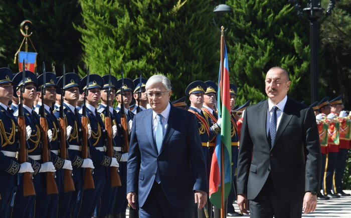  Բաքվում կայացել է Ղազախստանի նախագահի դիմավորման պաշտոնական արարողությունը.  ԼՈՒՍԱՆԿԱՐ 
 