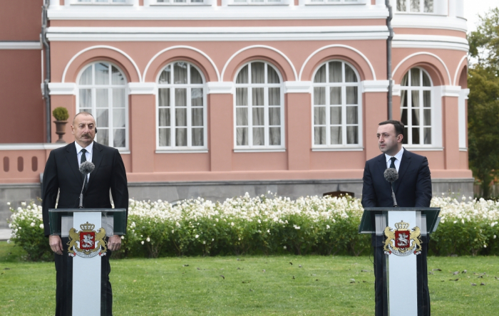  Ադրբեջանի նախագահն ու Վրաստանի վարչապետը քննարկել են ապագա էներգետիկ քաղաքականությունը
 