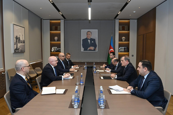 Ջեյհուն Բայրամովն ընդունել է ԱՄՆ Պետդեպի Կովկասում բանակցությունների գծով ավագ խորհրդական Ֆիլիպ Ռիկերին
 