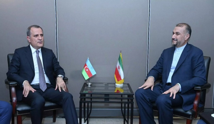  Ադրբեջանի և Իրանի ԱԳՆ ղեկավարները քննարկել են տարածաշրջանում առկա իրավիճակը
 
