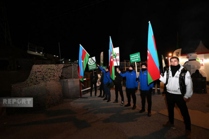   Չնայած ցրտաշունչ եղանակին` Խանքենդի-Լաչին ճանապարհին բողոքի ակցիան շարունակվում է արդեն 34 օր
  