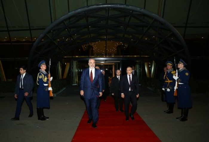   Ավարտվել է Ալբանիայի վարչապետի աշխատանքային այցը Ադրբեջան
  