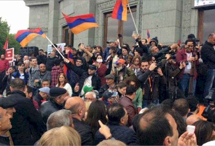 Երևանը հատուկ ջոկատայիններ է ուղարկել սահմանամերձ գյուղի ճանապարհն ապաշրջափակելու համար
