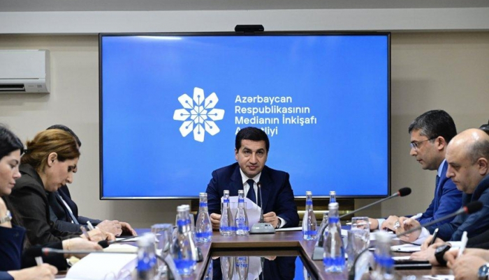   Հիքմեթ Հաջիևը հանդիպում է անցկացրել լրատվամիջոցների ղեկավարների հետ
  
