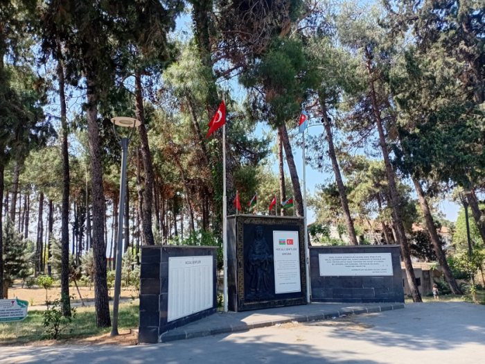  Թուրքիայի Քահրամանմարաշ քաղաքում նախատեսվում է տեղադրել «Երկաթե բռունցք» հուշարձան
 