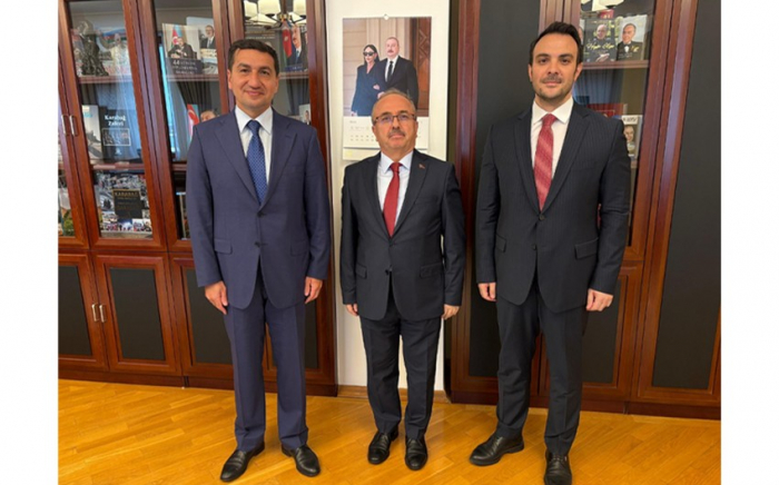   Հիքմեթ Հաջիևը և Բիրոլ Աքգյունը քննարկել են Բաքվի և Երևանի միջև խաղաղության գործընթացը
  