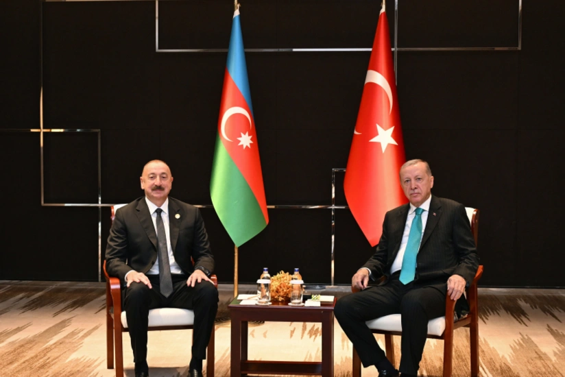   Տյանցզինում կայացել է Ալիևի ու Էրդողանի հանդիպումը
  