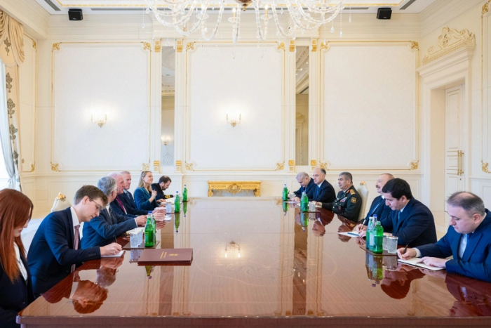   Ի.Ալիևն ընդունել է Մեծ Բրիտանիայի պաշտպանության պետական ​​նախարարին
  