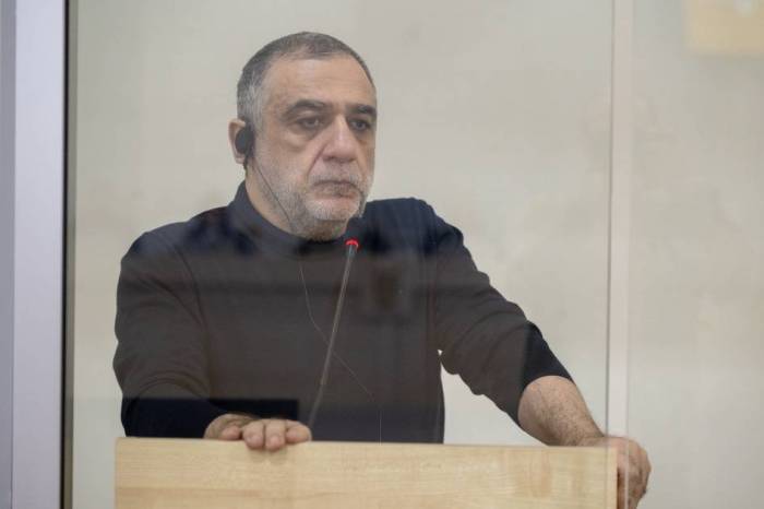   Դատախազը պահանջել է ցմահ ազատազրկում Վարդանյանի համար
  