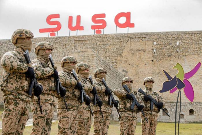   Ալիևը հաստատել է «Ադրբեջանի Հանրապետության ներքին զորքերի մասին» օրենքը
  