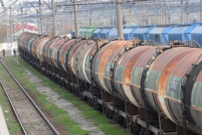   Ադրբեջանը նավթամթերքի առաջին խմբաքանակն է առաքվել Հայաստան
  