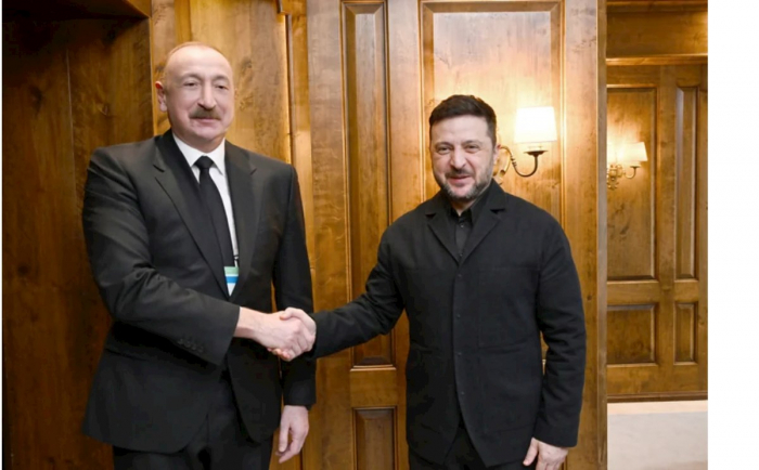   Իլհամ Ալիեւը Մյունխենում հանդիպել է Զելենսկու հետ
  