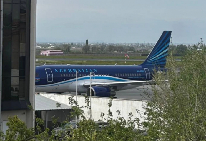   Ադրբեջանական պատվիրակություն է ժամանել Երևան՝ օդանավով
  