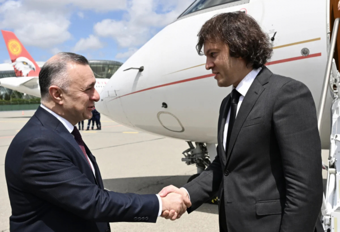 Վրաստանի վարչապետը ժամանել է Ադրբեջան
 