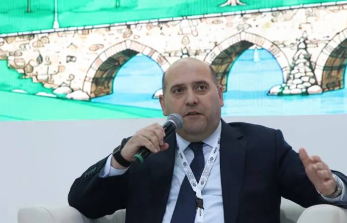  «Աղդամի 60, Ֆիզուլիի 78, իսկ Խոջավենդի տարածքի 16 տոկոսն է մաքրվել ականներից» -  Էմին Հուսեյնով 
 