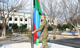  Գերագույն գլխավոր հրամանատարը մեր դրոշը բարձրացրեց ազատագրված տարածքներում.  ՏԵՍԱՆՅՈՒԹ 
 