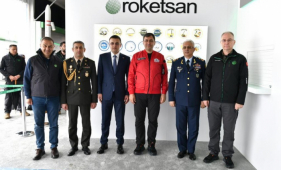  Ադրբեջանի պաշտպանության փոխնախարարներն այցելել են Թուրքիայում բարձր տեխնոլոգիաների ցուցահանդես
 