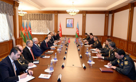   Ադրբեջանն ու Թուրքիան քննարկել են ռազմական համագործակցության հարցեր
  