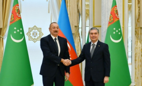  Հեռախոսազրույց է տեղի ունեցել Ադրբեջանի և Թուրքմենստանի նախագահների միջև
 