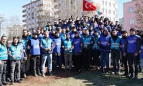 Ադրբեջանցի կամավորները շարունակում են իրենց մարդասիրական առաքելությունը Թուրքիայում