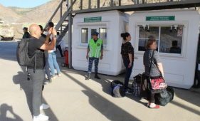  Թուրք լրագրողները հետևել են հայկական «մարդասիրական» շոուին Լաչինի սահմանային անցակետում
 