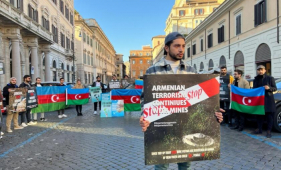 Ադրբեջանցիները Հռոմում խաղաղություն են պահանջել
