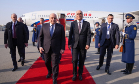  Ռուսաստանի վարչապետն այցով ժամանել է Ադրբեջան
 
